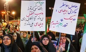 می خواهند بجای عقلانیت، فضای احساسی ایجاد کنند و هر مذاکره و تفاهم را خیانت بخوانند/ انقلابیگری اصیل، لزوما طرفدار جنگ نیست

