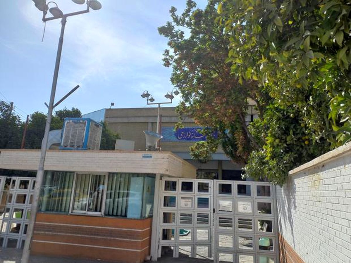 عذرخواهى به دلیل ورود نیروهاى امنیتی به کتابخانه دانشگاه شیراز