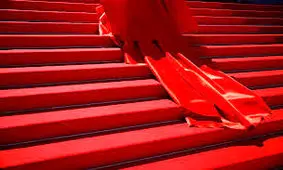 حضور روی فرش قرمز کن چقدر آب می‌خورد؟