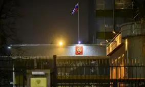 حمله «رنگی» به سفارت روسیه در سوئد

