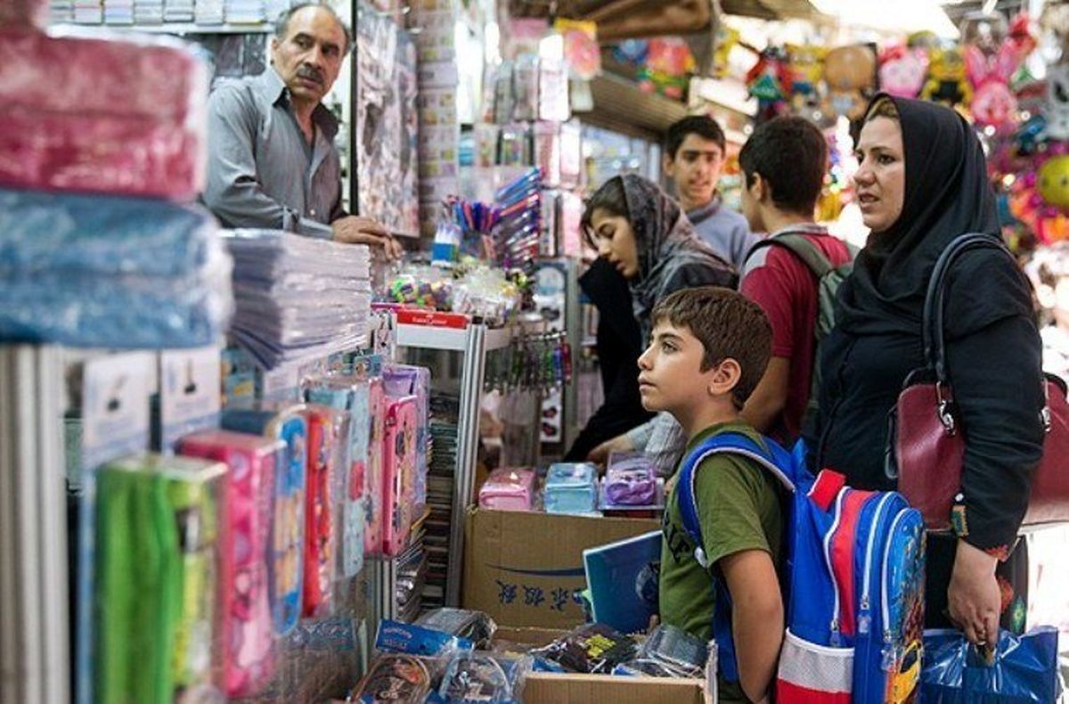 بخشی از حقوق شهریور ماه، به دلیل خرید لوازم مدرسه، زودتر از موعد پرداخت شود

