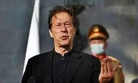 تظاهرات حامیان عمران خان در آستانه نشست امروز پارلمان پاکستان

