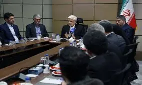 عارف: چطور فردی که ۲  واحد کامپیوتر پاس نکرده می‌شود کارشناس اینترنت صدا و سیما؟ 

