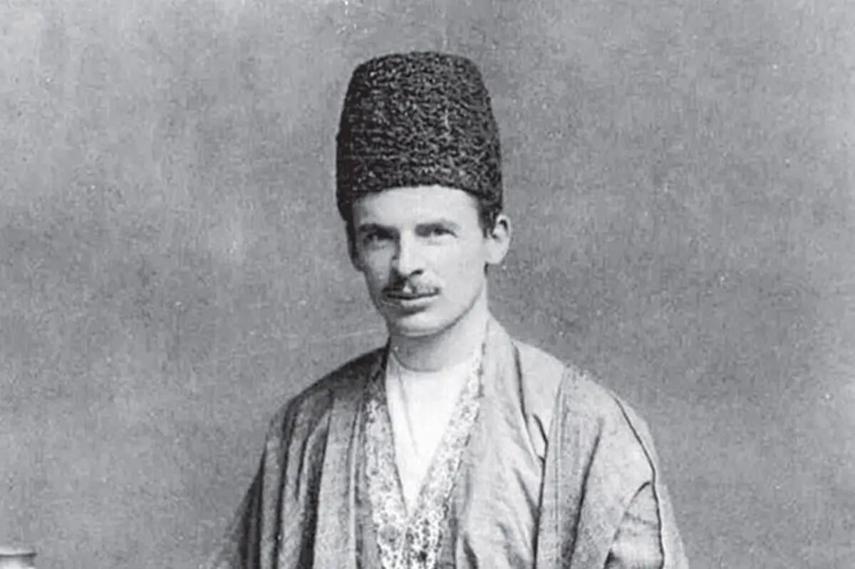 آموزگار زبان فارسی ادوارد براون: میرزا محمدباقر بواناتی بانی آیین چند دینی