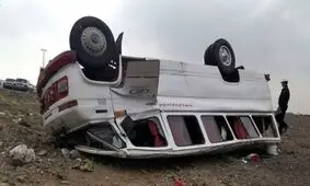 12 کشته و مصدوم در پی واژگونی مینی بوس