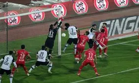 گلزن هوادار: من اشتباه کردم با دست گل نزدم