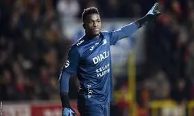 توافق اولیه استقلال با دروازه‌بان تیم ملی کامرون