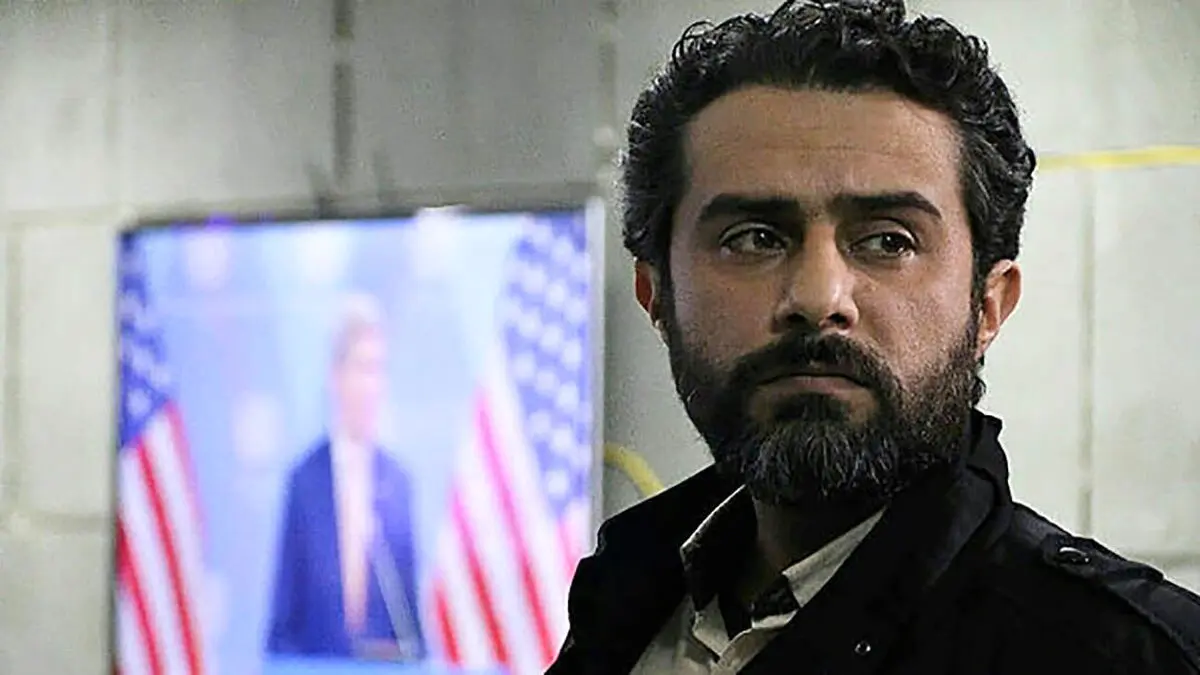  تیپ افغانستانی و متفاوت «محمد» سریال گاندو در یک کافه