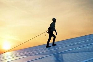 کدام صنایع آمریکا بیشترین دستمزد را می‌پردازند؟
