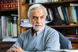 در سطوح بالای مملکت تاخیر در تصمیم‌گیری داریم/ قرار نیست که  مملکت را فدای متحدین کنیم/ تمام فروش مملکت ما دست هیچ بانکی نیست، چون همه بانک‌ها را تحریم کرده‌ایم و گفته‌ایم که ما FATF را قبول نداریم