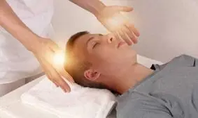 مرز باریک میان علم و شبه‌علم در پزشکی؛ بررسی علمی یک تهدید پنهان در تصمیم‌های درمانی
