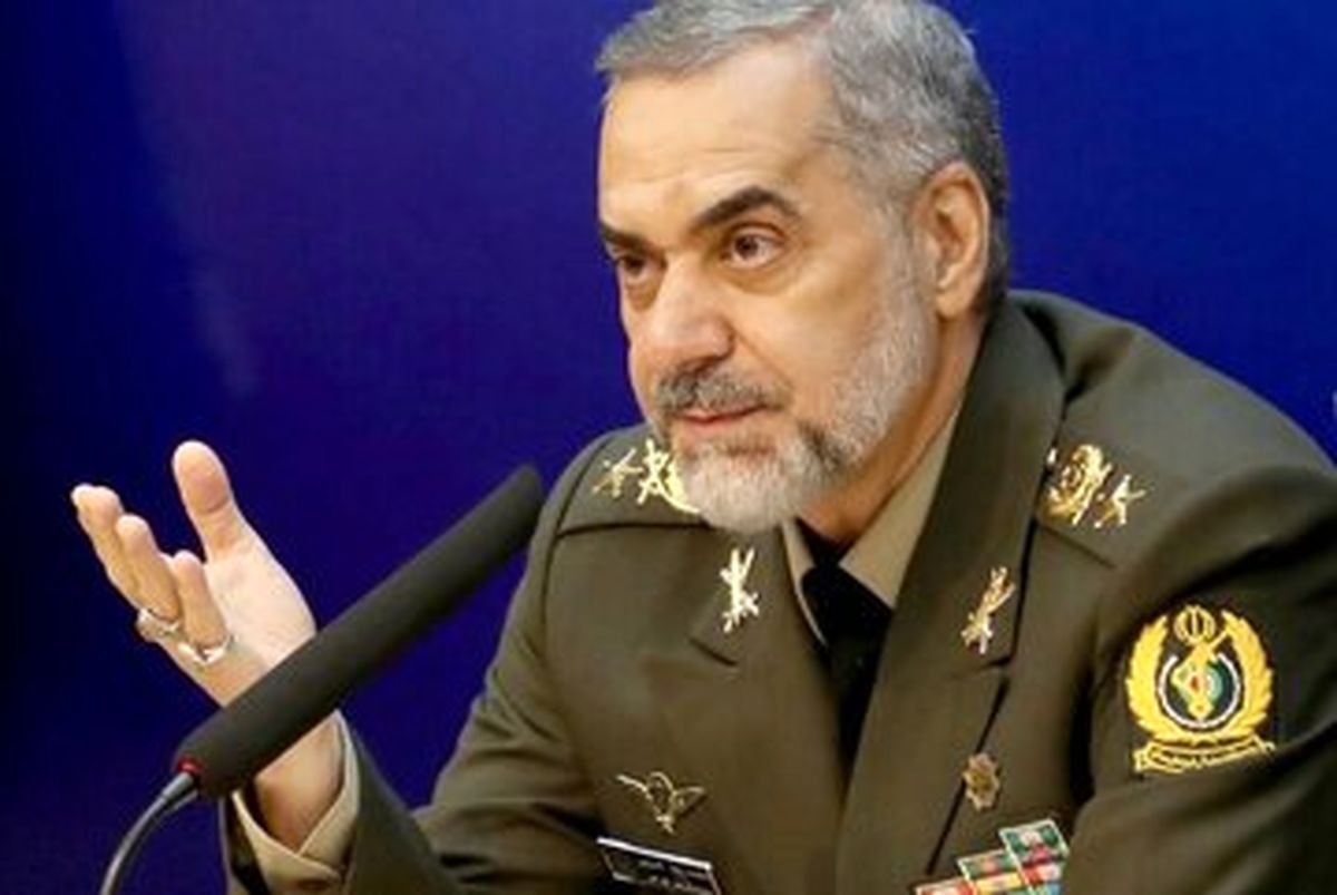 مذاکره وزیر دفاع ایران با همتای خارجی خود