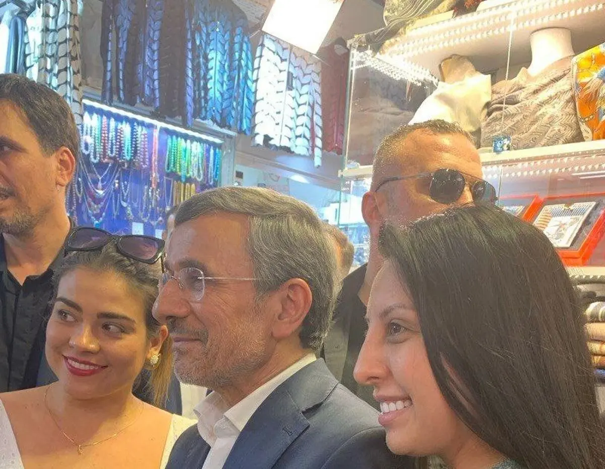  پاسخ احمدی‌نژاد در ترکیه به سوالی درباره مسعود پزشکیان/ ویدئو

