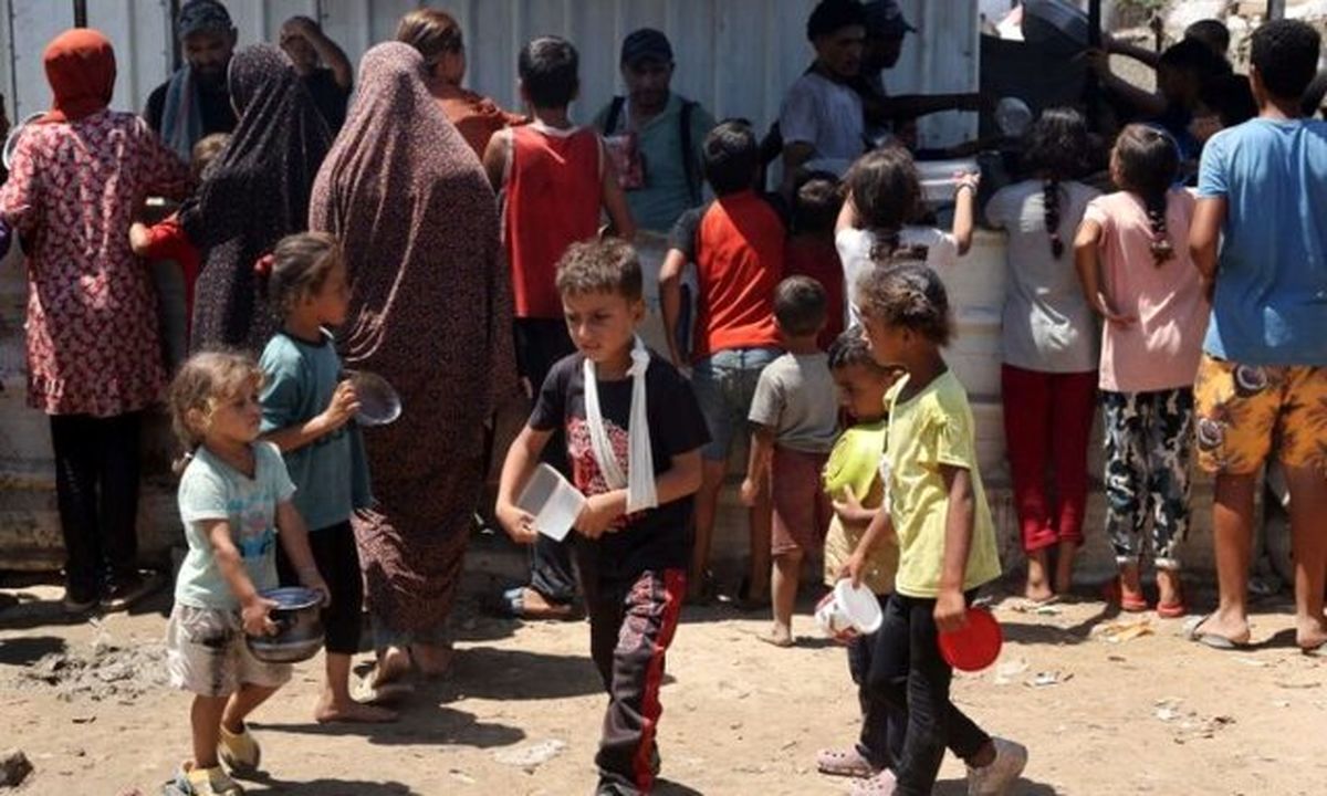 بورل خواستار آتشبس موقت در غزه برای واکسیناسیون کودکان شد