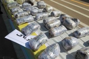 دستگیری سوداگران مرگ با بیش از ۲۶ کیلوگرم تریاک در بهبهان