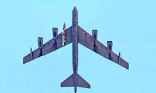 عکسی از بمب‌افکن هسته‌ای ترامپ منتشر شد