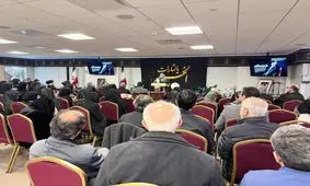 ادای احترام مسلمانان در واشنگتن به مقام والای رهبر شهید ایران
