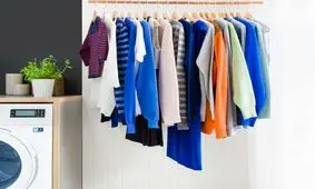 راه‌های درست نگهداری از لباس‌ و کفش در جنس‌ های مختلف

