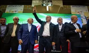 احمدی نژاد و خاتمی در مراسم تنفیذ پزشکیان حضور دارند؟

