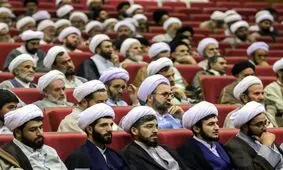 انتقاد روزنامه جمهوری اسلامی از روحانیون؛ ریزش های دینی بیش از رویش است/ آنها از پناهگاه بودن مردم فاصله گرفته اند