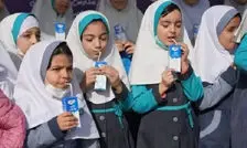 این خوراکی‌ها در مدارس به‌صورت رایگان توزیع می‌شوند