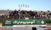 درگیری هواداران استقلال و ملوان در استادیوم اراک/ ویدئو