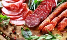 ۹ ماده غذایی موثر در کاهش و افزایش خطر ابتلا به سرطان