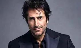 خواننده معروف ترکیه به مردم ایران: قلبم با شماست