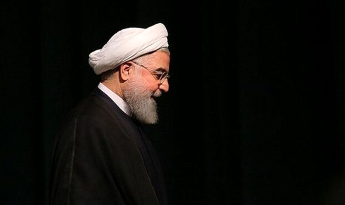 حسن روحانی «دولت سایه» تشکیل می‌دهد