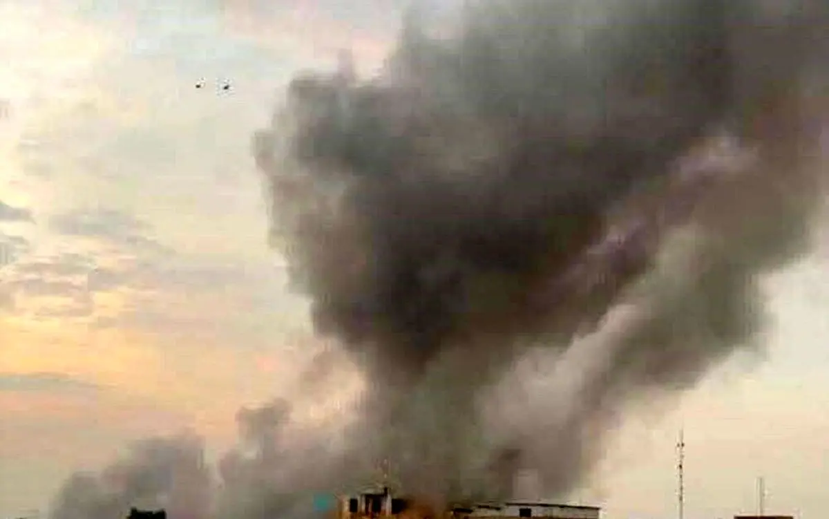  پرواز یک فروند هواپیما در آسمان منطقه و چند انفجار شدید در شهر موصل عراق