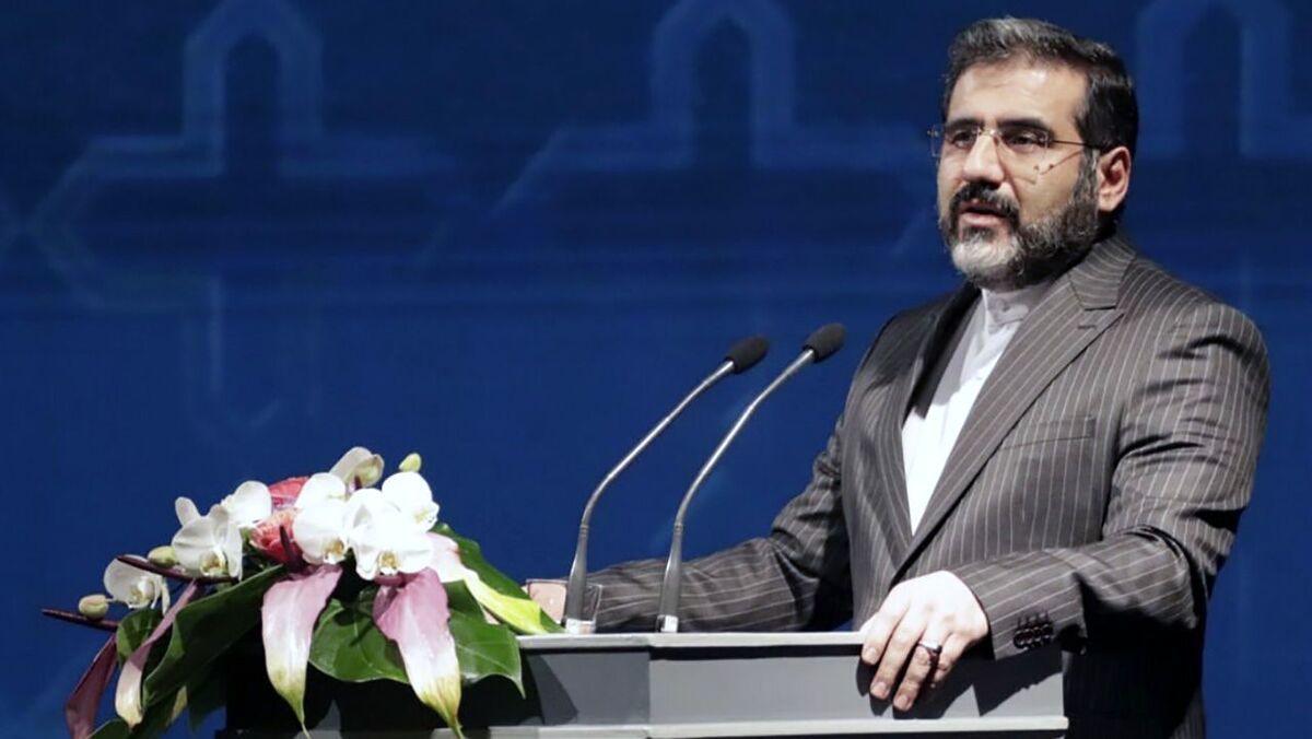 امروز رئیس جمهور ما به نام قرآن، غرب را استیضاح میکند