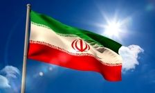 سیر تحول پرچم ایران؛ از نشان‌های نظامی تا پرچم رسمی/ ویدئو

