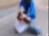 ویدئوی عجیب از بزن بزن چند دختر با هم بر سر یک پسر