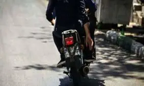 سرقت وحشیانه از زنی که بچه در آغوش داشت / ویدئو