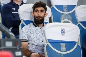 جلسه سرنوشت ساز برای انفجار آخرین بمب پرسپولیس