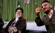 سفر در زمان؛ «فرج الله سلحشور و رهبر انقلاب» در حال قدم زدن در بیت رهبری؛ سال 94/ عکس

