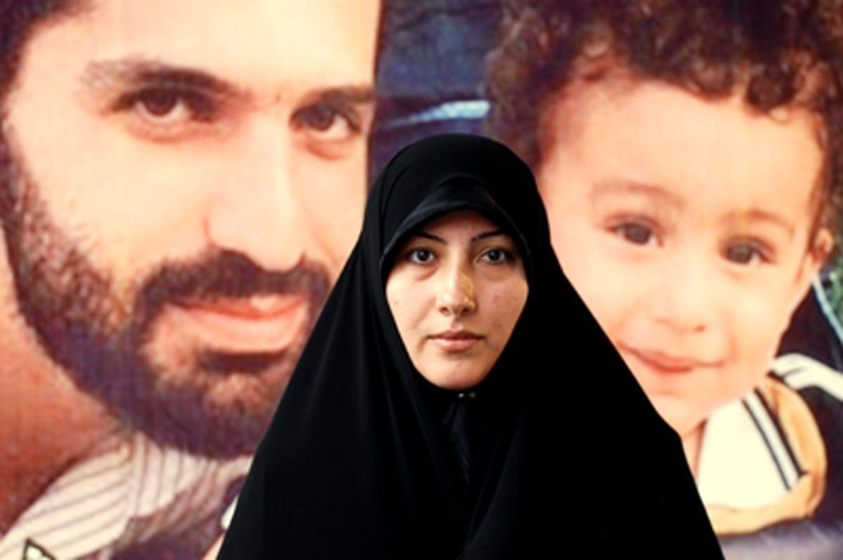  همسر شهید احمدی روشن: همسرم با شکر و روغن موشک می‌ساخت/ ویدئو

