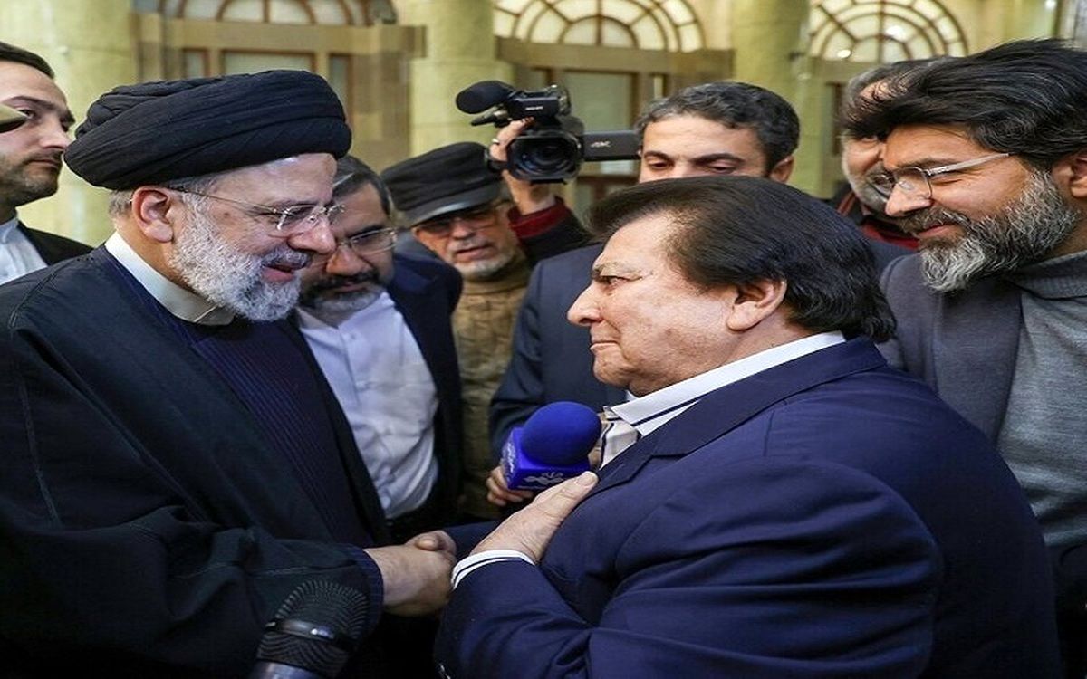 «معین» و «بهروز وثوقی» پیش کش؛ اجازه کنسرت «عباس قادری» را صادر کنید