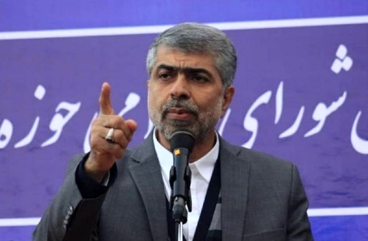 به بازار شوک وارد شده، قیمتها به شکل تصاعدی بالا رفته، بهانه هم حذف ارز ترجیحی است/ مافیا با شایعه پراکنی جامعه را تحریک میکند تا التهاب ایجاد کند/ مردم کاملا حق دارند، 43 سال از انقلاب اسلامی گذشته، نبایستی سفرههایشان کوچک و برچیده شود