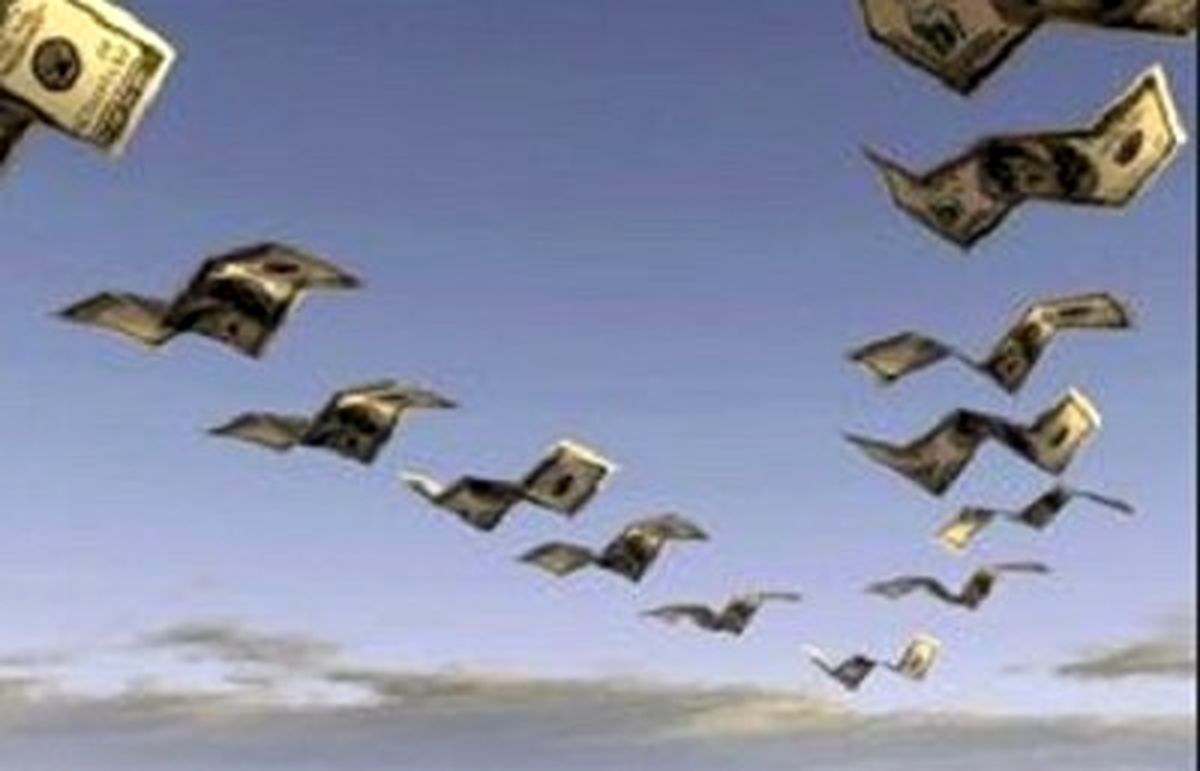 دوره ۱.۵ ساله دولت رئیسی رخ داد/ فرار ۷۰ میلیارد دلار سرمایه ایرانی به کانادا