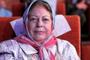 سفر در زمان؛ «شجریان و مادرش» دهه 60؛ «ثریا قاسمی در آغوش مادرش» دهه 40