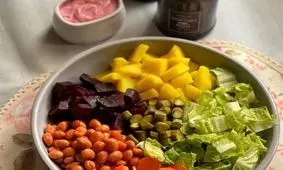 طرز تهیه سالاد لبو و سیب زمینی 