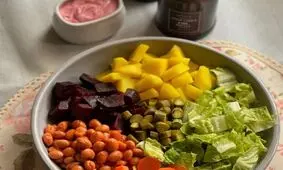 طرز تهیه سالاد لبو و سیب زمینی 