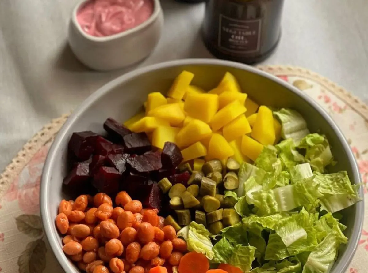 طرز تهیه سالاد لبو و سیب زمینی 