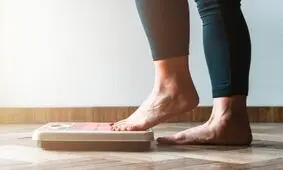 برای کاهش وزن در خواب این نوشیدنی ها را امتحان کنید