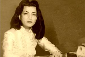 سفر در زمان؛ «اشرف و غلامرضا پهلوی» در مراسم تاجگذاری؛ سال 46