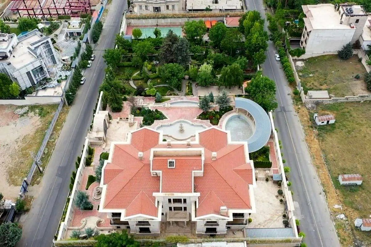منشأ پولهای کثیف در چای دبش/ مفسدان با پولهای بادآورده چه میکنند؟/ چرا دولت سیزدهم بزرگترین فساد مالی را که 2 وزیرش هم در آن محکوم شدند، ردیابی نکرده بود؟