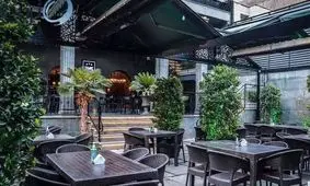 آغاز جمع آوری فضای بیرونی رستوران ها و کافی‌شاپ ها در مشهد