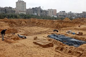 کشف اتفاقی ۳۱ مقبره رومی در غزه