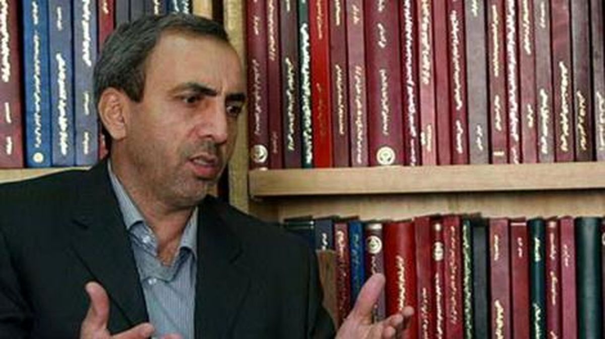 جلالىزاده: دولت و مجلس در اوج ناکارآمدی قرار دارند / اکثریت مردم انگیزه ای برای راى دادن ندارند
